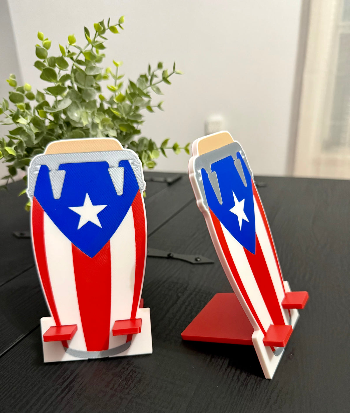 Puerto Rico Conga Phone Stand | 3D Printed Boricua Desk Holder